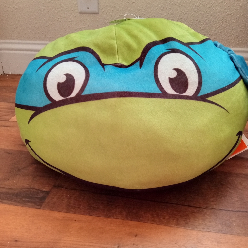 TMNT cloud pillow NWT Leonardo
